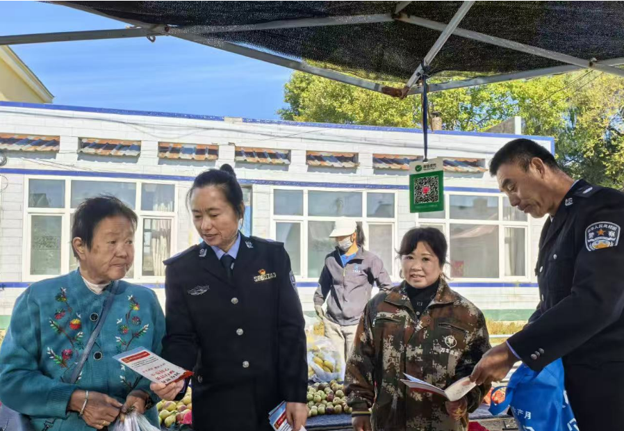 普法宣传“赶大集”，行政复议法“接地气”承紫河乡开展行政复议法宣传活动